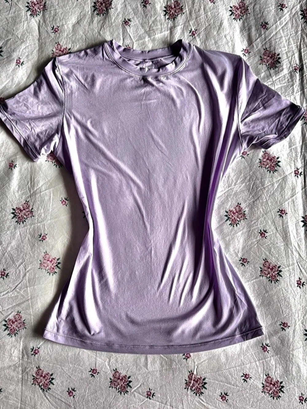 Skims Fits Everybody T-Shirt in Lily